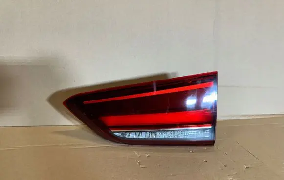 BMW X1 F48 F49 Tailgate rear/tail lights