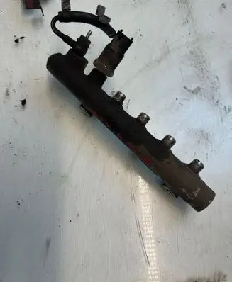 Opel Astra H Fuel main line pipe 0445214049