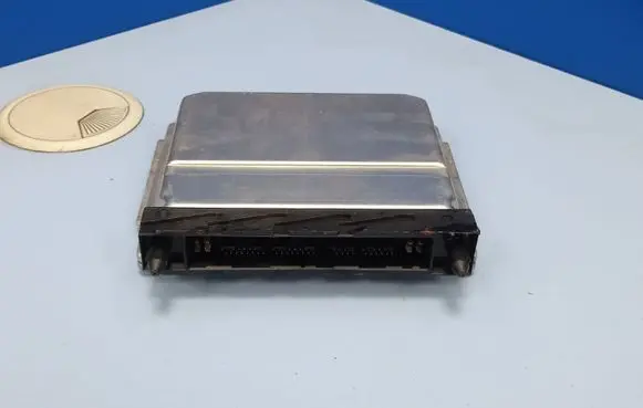 Volvo S80 Engine control unit/module 0281001776 28SA3886 09470429B
