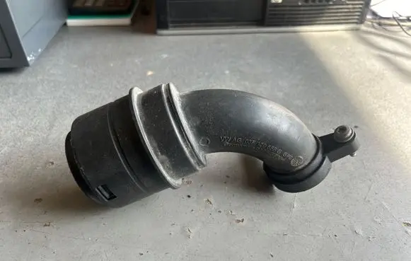 Seat Ibiza IV (6J,6P) Turbo air intake inlet pipe/hose 03F129656G