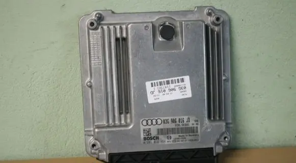 Audi A4 S4 B7 8E 8H Engine control unit/module 0281012654 03G906016JD
