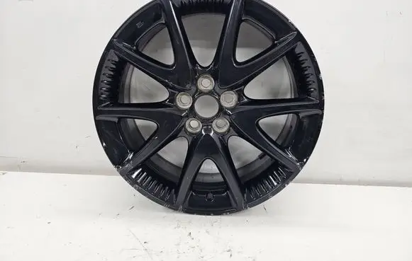 Toyota Yaris R17 alloy rim 