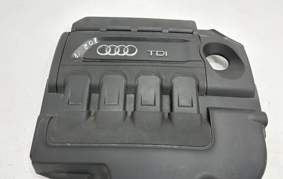 Audi Q2 - Engine cover (trim) 04L103925R