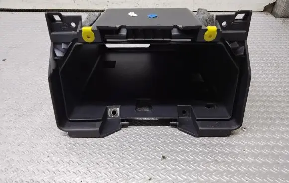Volvo V50 Glove box 09491937