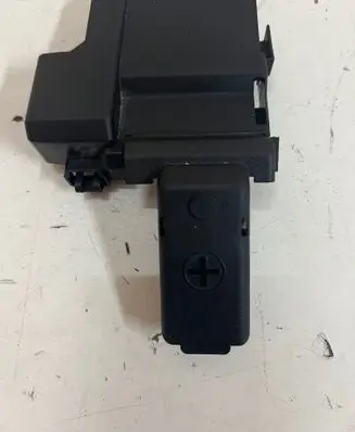 Mazda CX-3 Positive cable (battery) D09W67KB1