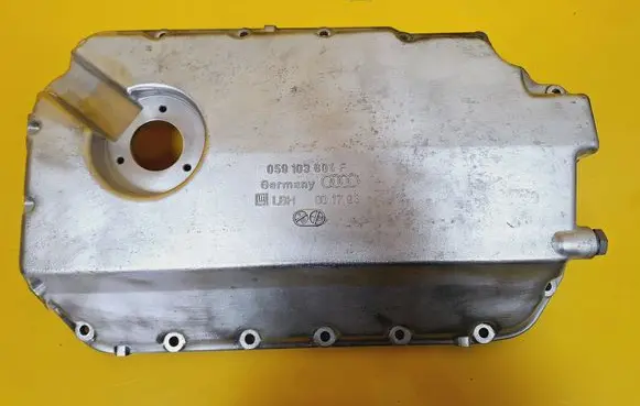 Audi A4 S4 B6 8E 8H Oil sump 059103604F