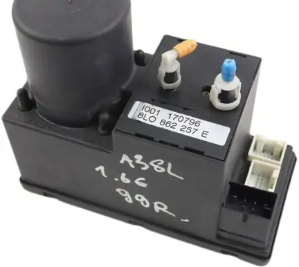 Audi A3 S3 8L Central locking motor 8L0862257E