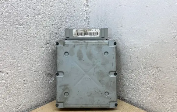 Ford Focus Engine control unit/module 2S4A12A650UA PDBO LP4335