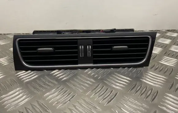 Audi S5 Dash center air vent grill 8T2820951E