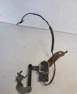 BMW 3 E90 E91 Headlight/headlamp level sensor 6870000
