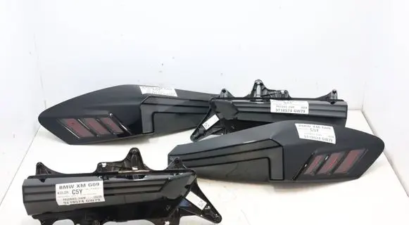 BMW XM Rear/tail lights set 9879754MWGK100626 9879754 9879753