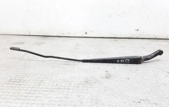 Front wiper blade arm
