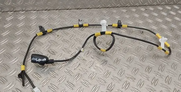 Toyota Aygo AB40 Aerial antenna amplifier 