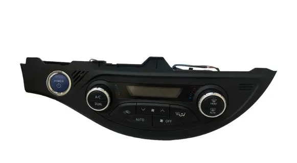 Toyota Yaris Climate control unit 75F206