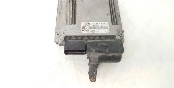 Volkswagen Jetta V Engine control unit/module 03G906016FM 0281011903 1039S10269