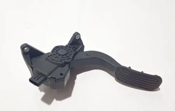 Toyota C-HR I Accelerator throttle pedal 78110F4020