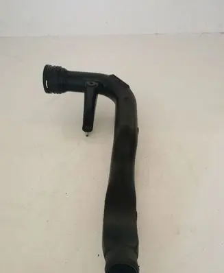 Audi A4 S4 B7 8E 8H Intercooler hose/pipe 8E0145840