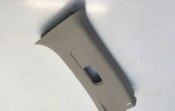 Mitsubishi L200 (B) pillar trim (top) 7211A380