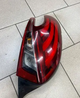 Peugeot 208 Rear/tail lights 9810343080