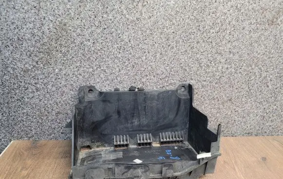 BMW X5 E70 Battery box tray 10764