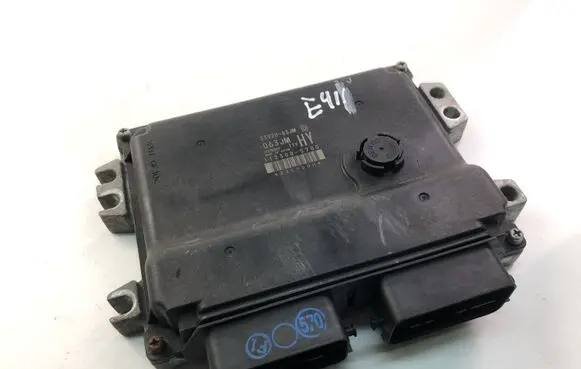Suzuki Swift I Other control units/modules 3392063JM