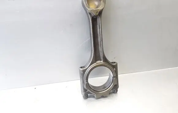 Volvo XC70 Connecting rod/conrod 