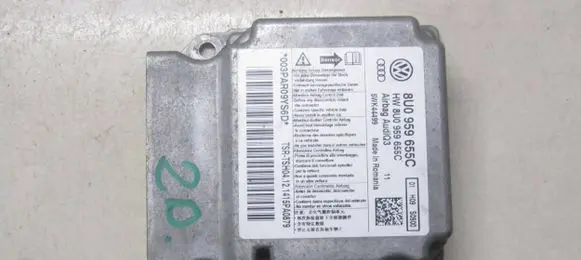 Audi Q3 8U Parking PDC control unit/module 8U0959655C