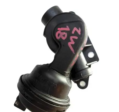 Audi Q5 SQ5 Coolant heater control valve 06M121678F