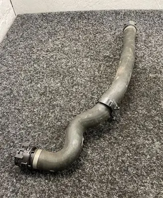 BMW 4 G22 G23 G24 G26 Engine coolant pipe/hose 8654822