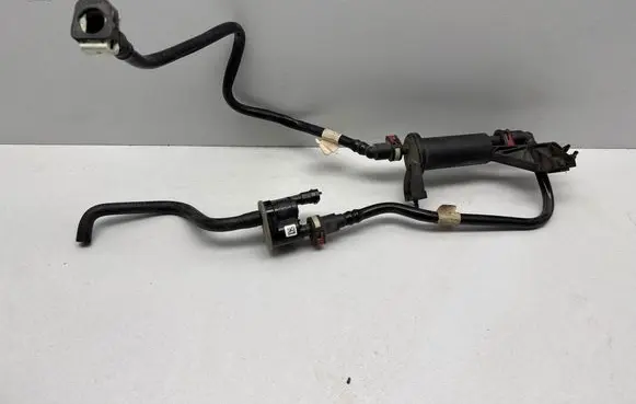 Chrysler Pacifica Breather valve 68458602AA