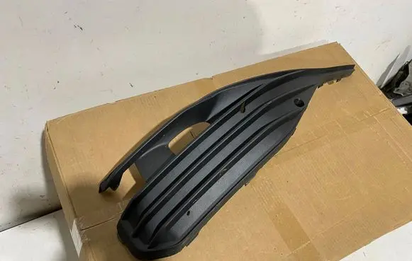 Seat Leon IV Front grill 5FA853666G