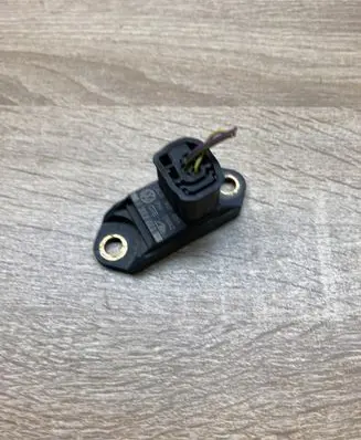 Volkswagen PASSAT B7 ESP acceleration yaw rate sensor 3C0907651