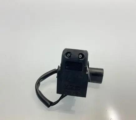 Windshield washer spray nozzle