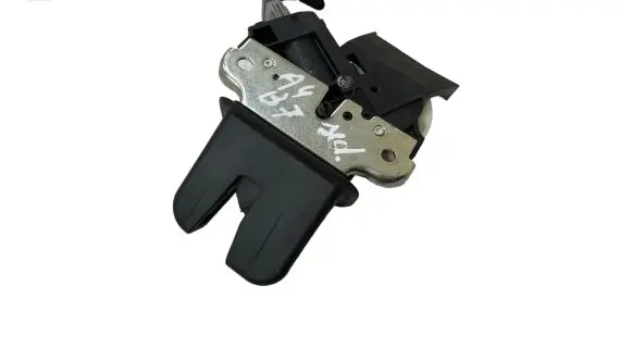 Audi A4 S4 B7 8E 8H Tailgate/trunk/boot lock/catch/latch 4F5827505D