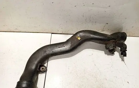 Volkswagen Golf Plus Intercooler hose/pipe 1k0145762bl