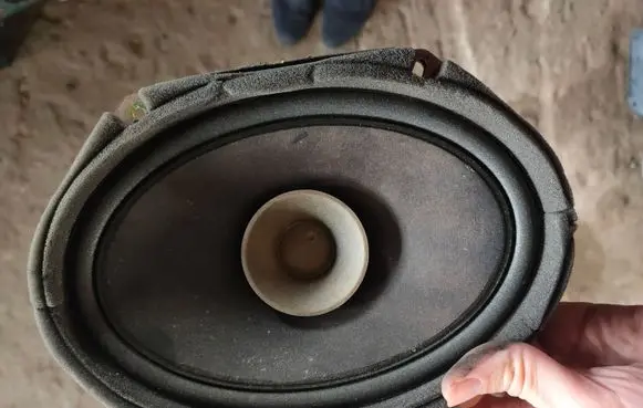 Mazda 3 I Rear door speaker 3M8118808CA