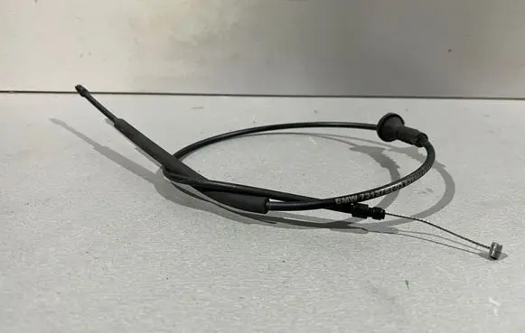 BMW 4 F32 F33 Engine bonnet/hood lock release cable 7313782