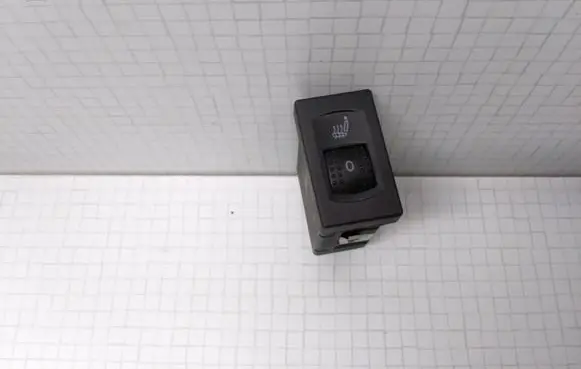 Volkswagen PASSAT B5 Seat heating switch 3B0963563C