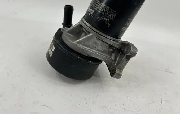 Mazda CX-7 Engine oil radiator 