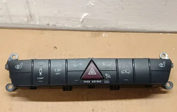 Mercedes-Benz ML W164 A set of switches A1648702810 03754806