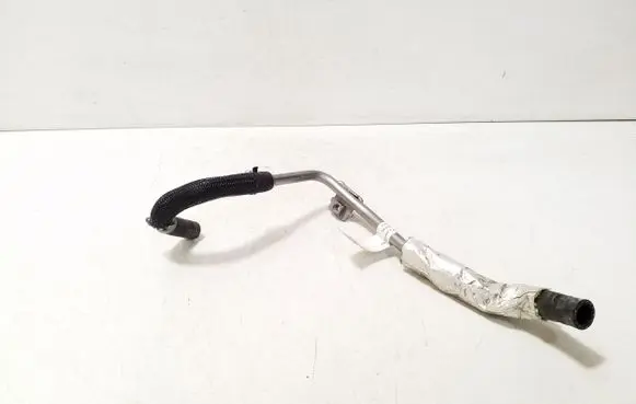 Land Rover Evoque II Engine coolant pipe/hose M4D3310100PB