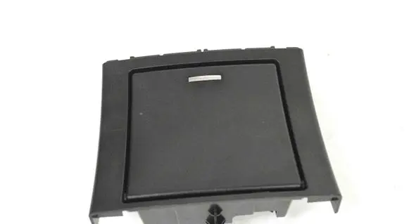 Car ashtray