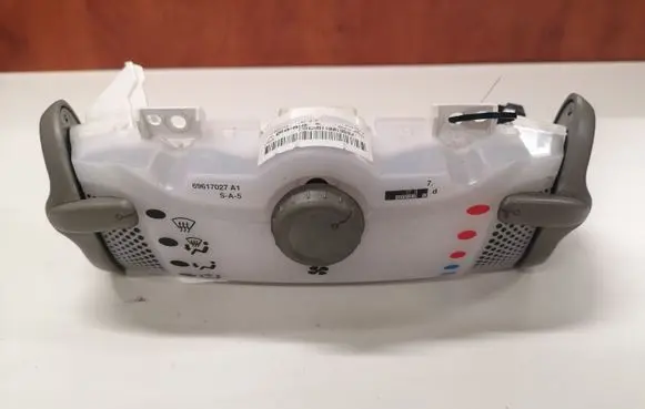 Citroen C1 Climate control unit P69610011BA9H6J 559000H030 69817004
