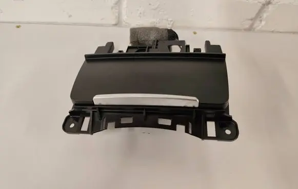 Audi A4 S4 B8 8K Car ashtray 8K0857951