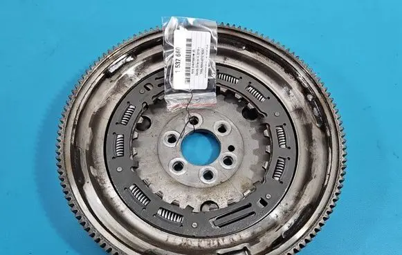 Skoda Octavia Mk4 Dual mass flywheel 04E105266AM IMPRK1537660