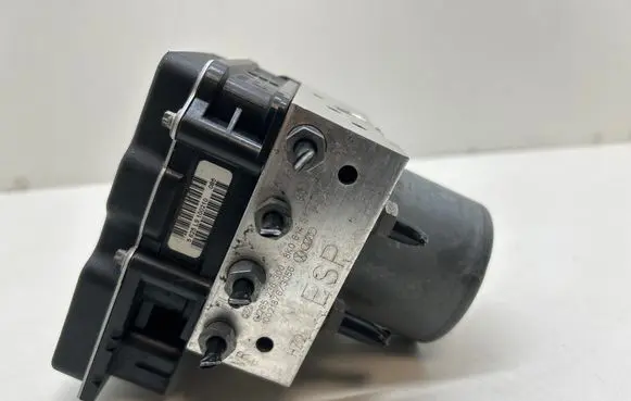 Audi A5 Sportback 8TA ABS Pump 8K0907379BB 0048U0315