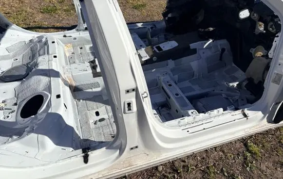 Audi A5 Pillar (middle) 