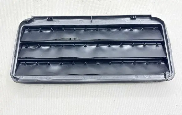 Tesla Model Y Quarter panel pressure vent 109875100C