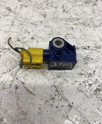 Mercedes-Benz C W204 Airbag deployment crash/impact sensor A2128204926