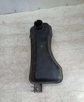 Opel Frontera A Intake resonator 91148209